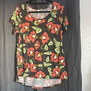 LuLaRoe Black and Red Graphic Short Sleeve Tee